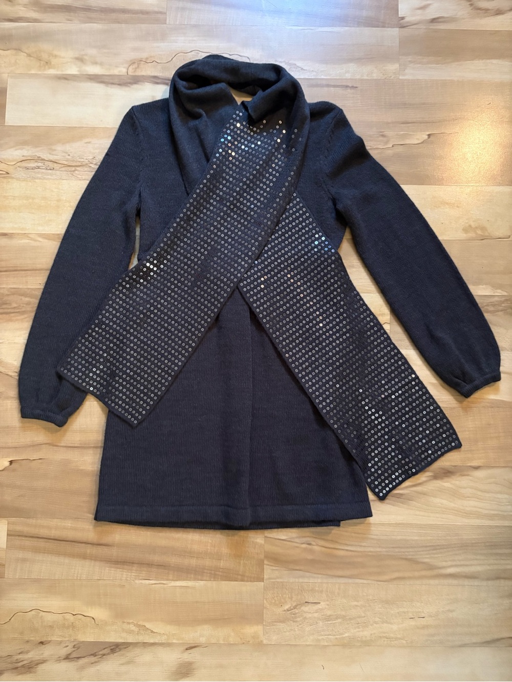 Style & Co. Black Knit Long-Sleeve Tunic with Sequined Scarf